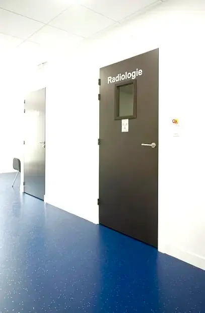 Salle de radiologie aux normes — cabinet dentaire à Orléans