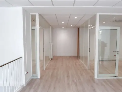 Aménagement d'un local de bureaux à Paris 20ème